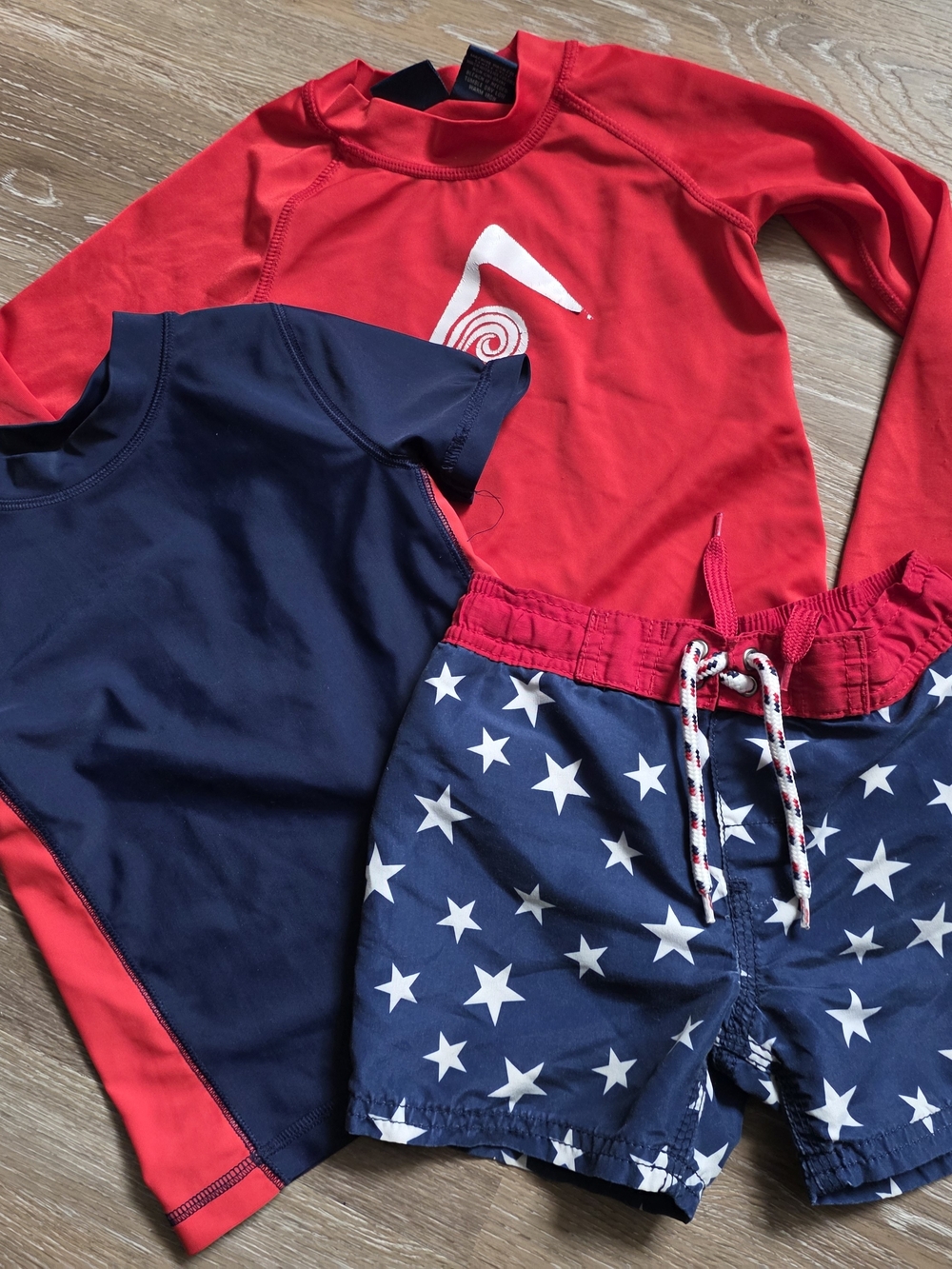 OshKosh B'gosh Red & Navy Star Swim Set